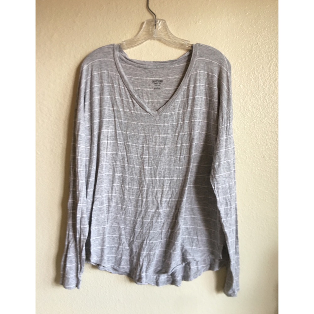 Long sleeve tee women’s